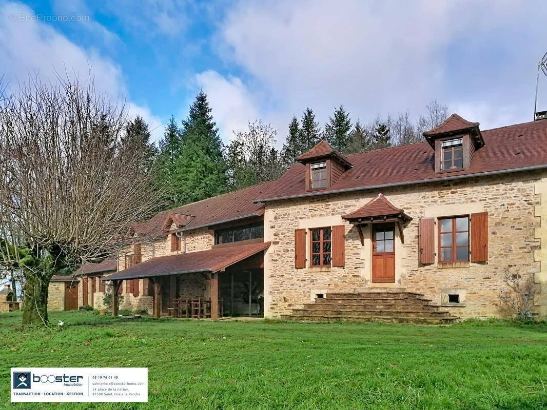 Maison à JUMILHAC-LE-GRAND