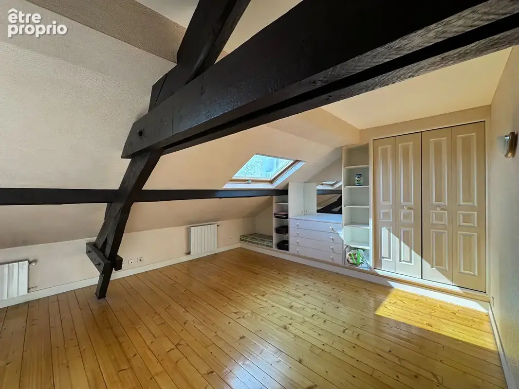 Asnières duplex  de 145 m² au sol à moderniser - photo 6