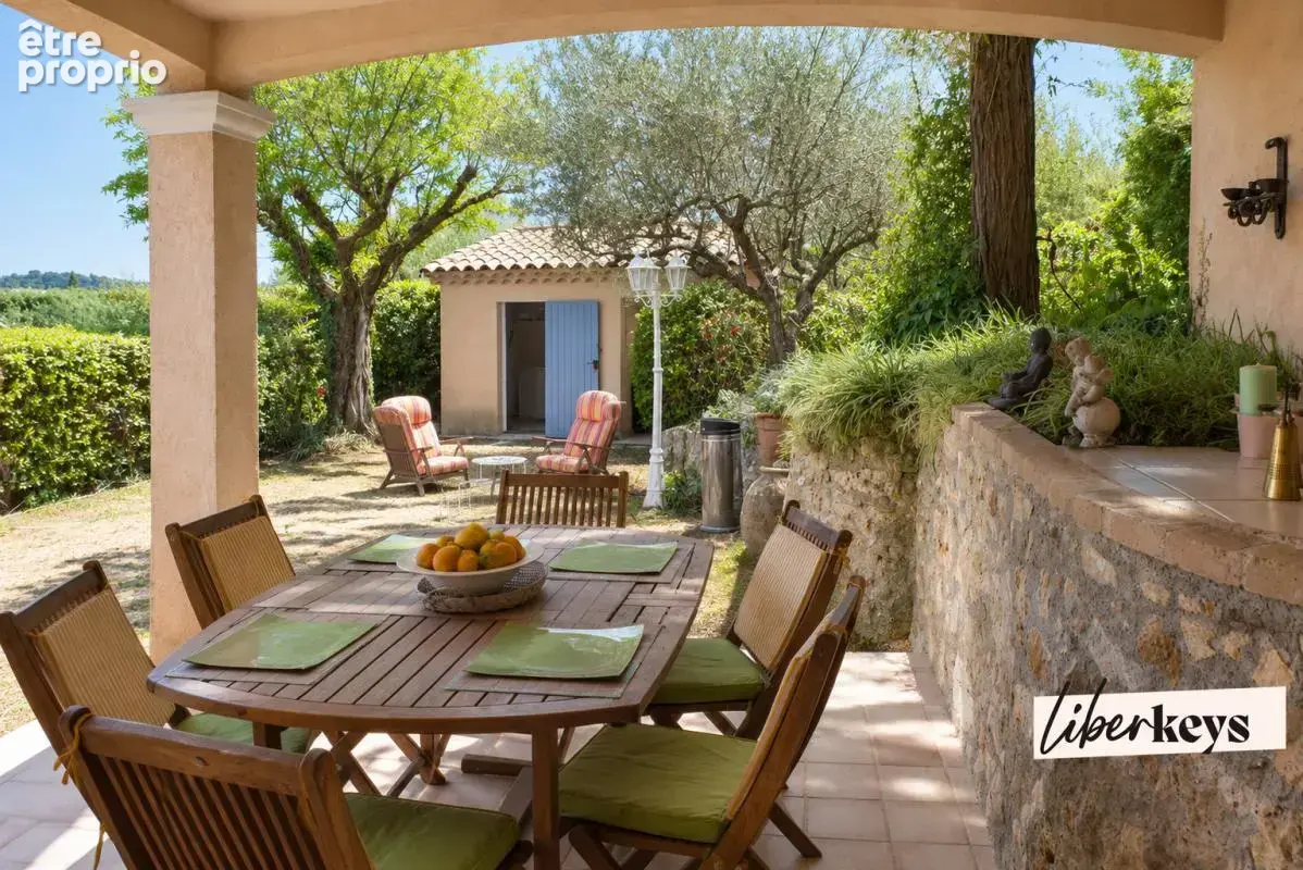 Maison de caractère avec piscine, oliveraie et vue sur Cotignac – 135 m² - photo 7