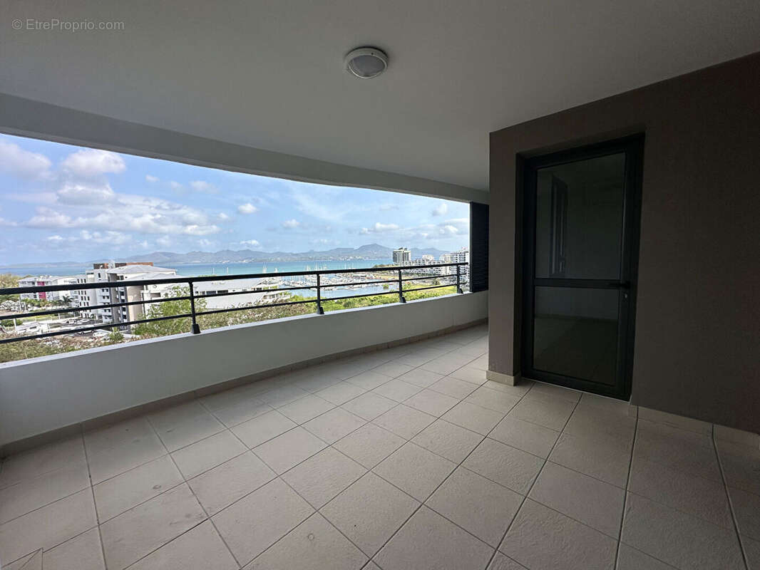 Appartement Fort De France 3 pièce(s) 61.75 m2 - photo 10