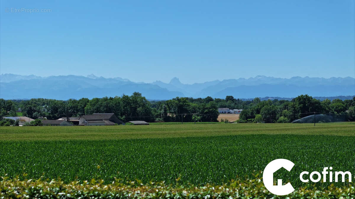 Maison à SERRES-CASTET