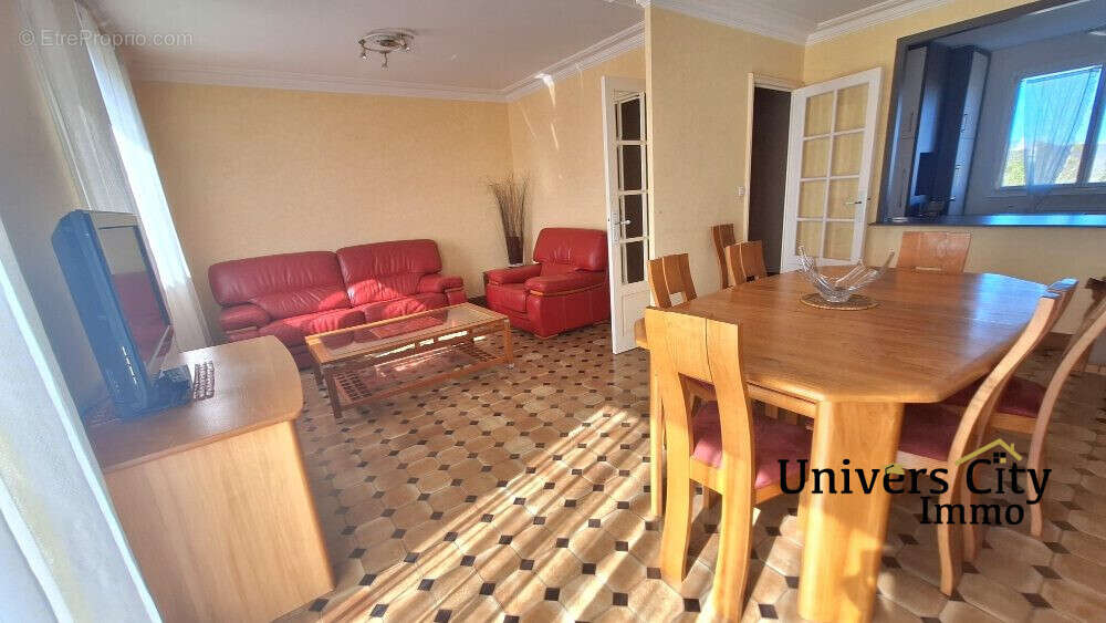 Maison à SAINT-SEBASTIEN-SUR-LOIRE