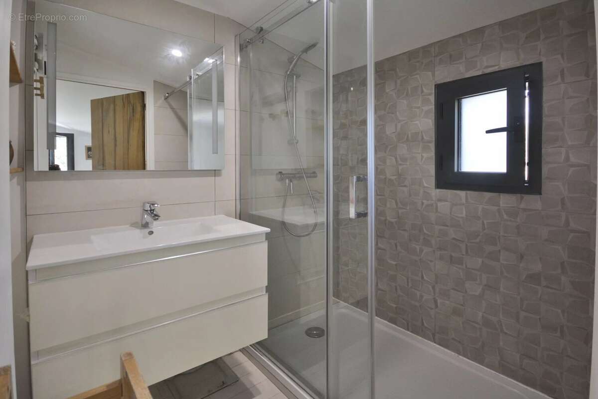 Maison à MOUANS-SARTOUX