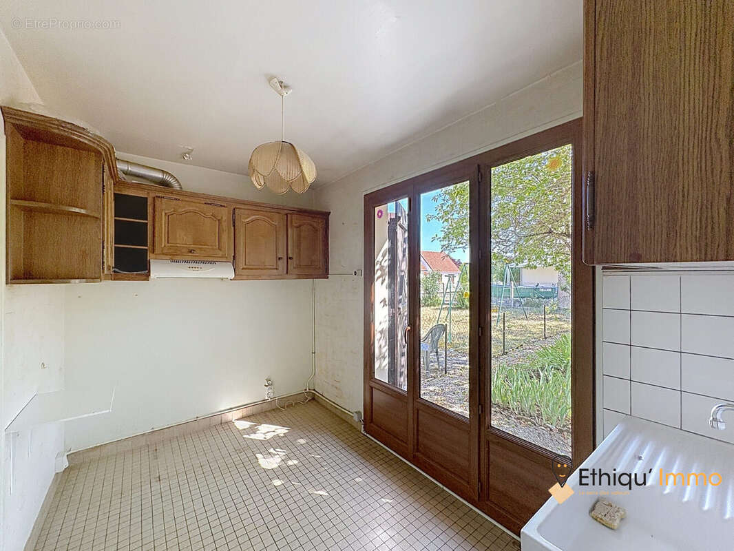 Maison 75 m² à Bar-Sur-Aube  - photo 7