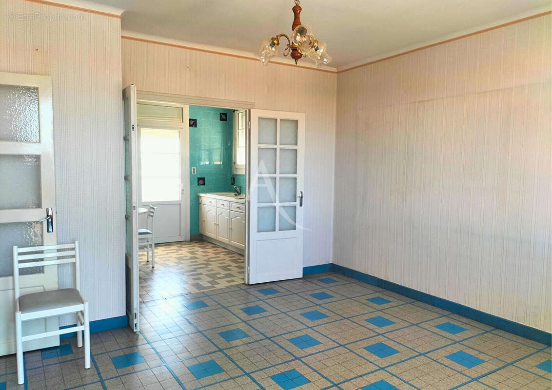 Maison à BOUIN