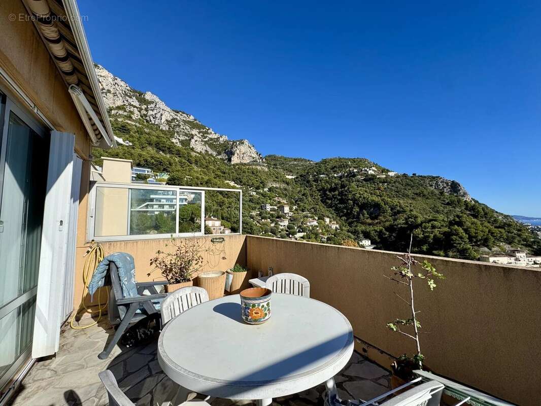 Appartement à BEAUSOLEIL