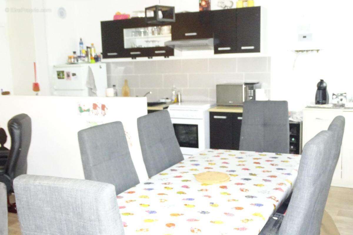 Appartement à FOUGERES