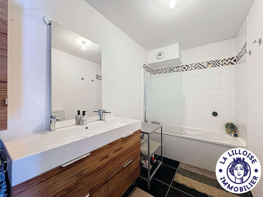 Appartement à LA MADELEINE