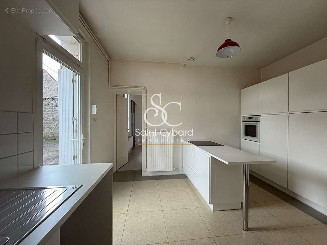 Maison à L'ISLE-D'ESPAGNAC