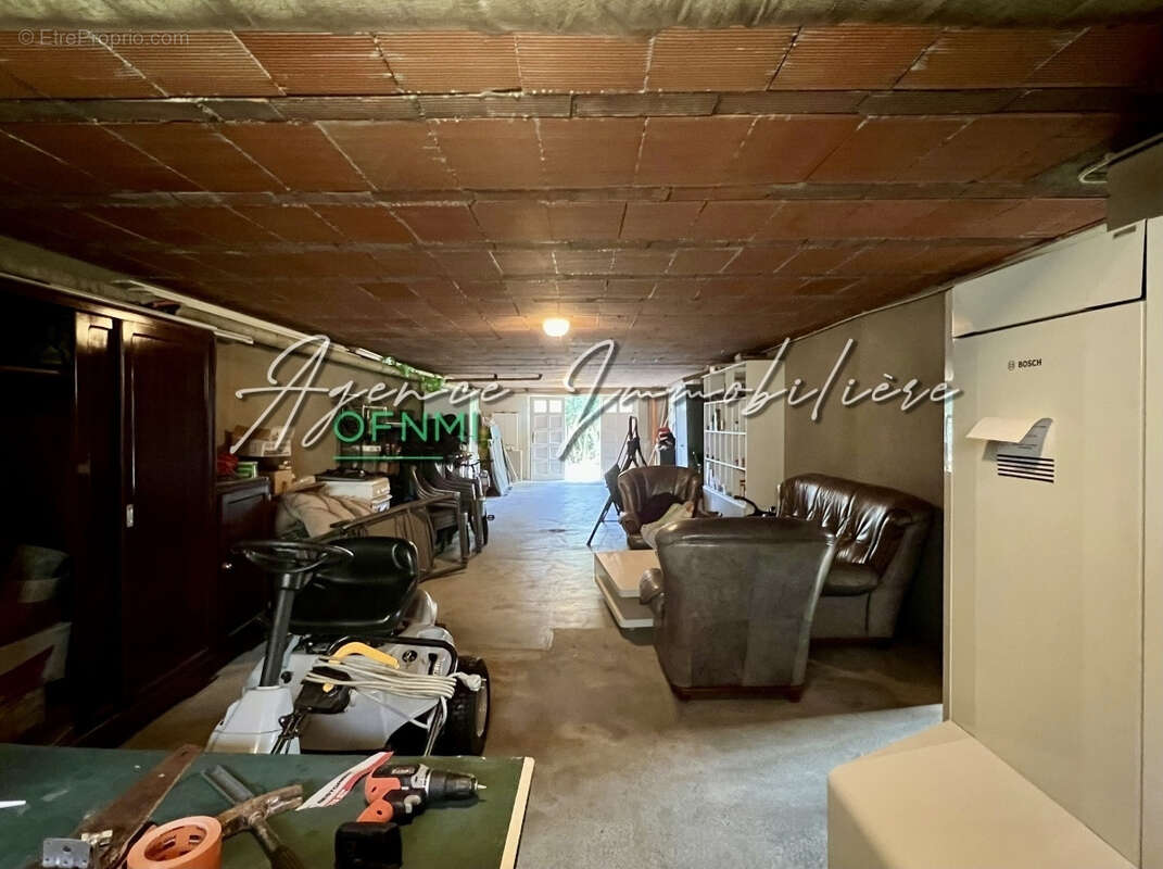 Maison à ECOTAY-L&#039;OLME