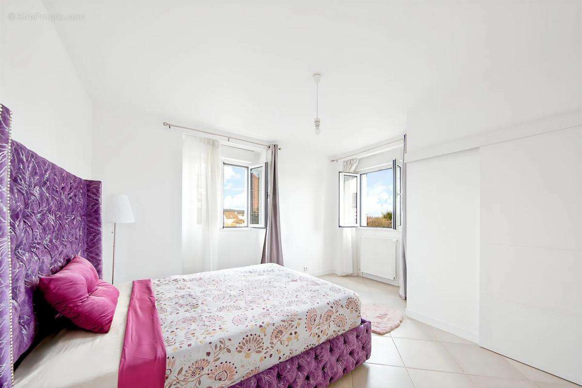 Maison à VILLEMOMBLE