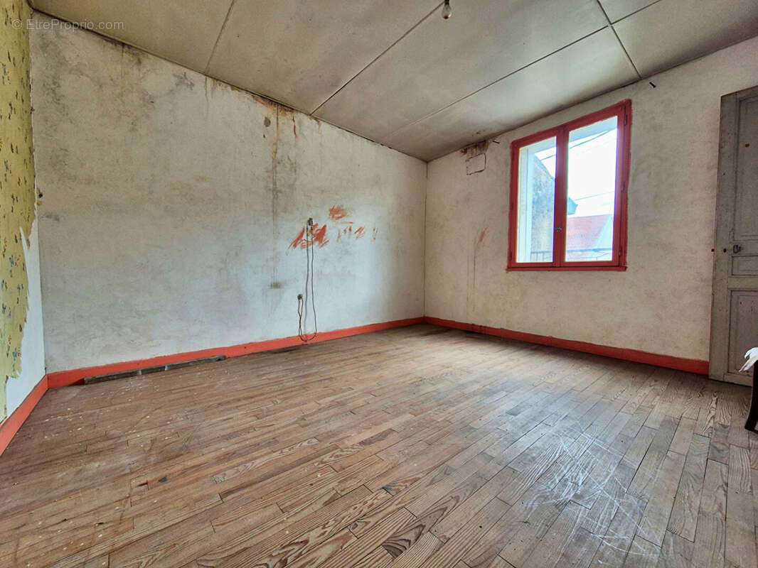 Maison à PAGNY-LA-BLANCHE-COTE