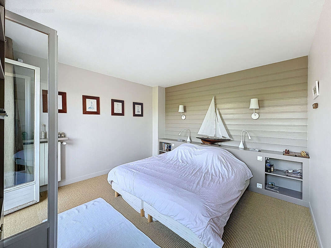 Maison à SAINT-MAUR-DES-FOSSES