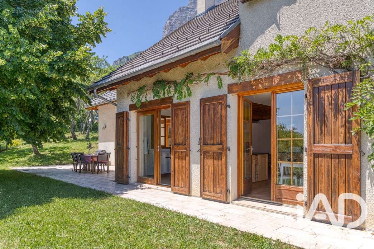 Photo 2 - Maison à LA TERRASSE