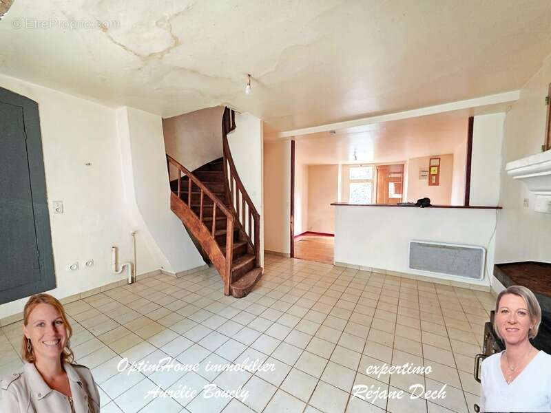 Maison à MIRIBEL-LES-ECHELLES