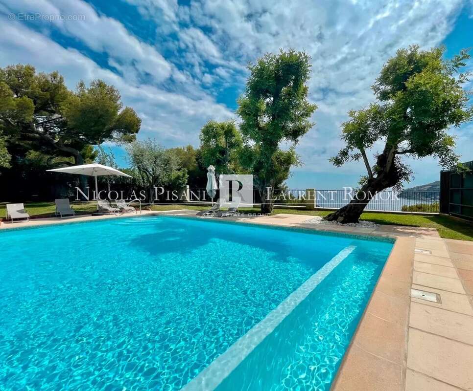 Appartement à VILLEFRANCHE-SUR-MER