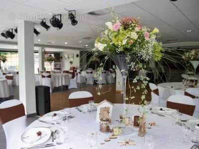 Commerce à CHALIFERT