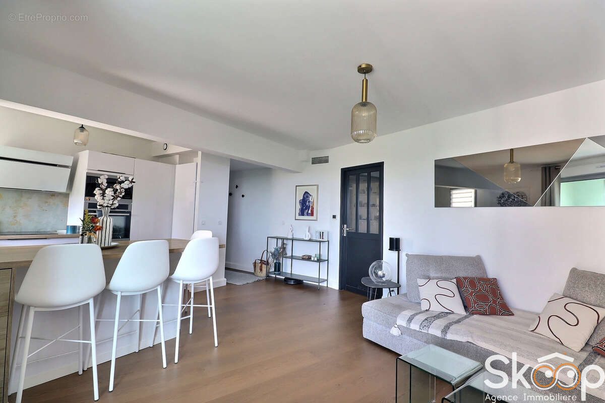 Appartement à CASTELNAU-LE-LEZ