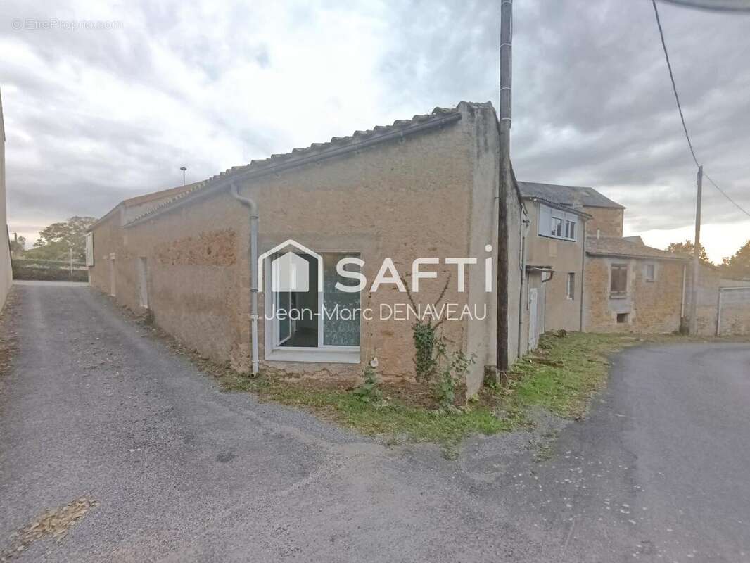 Photo 3 - Maison à THOUARS