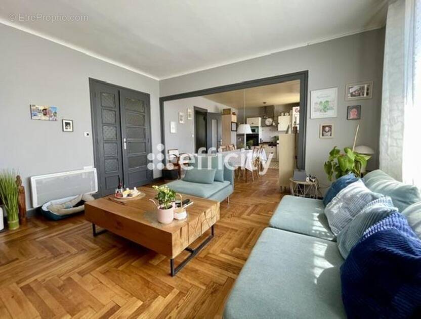 Appartement à ROUSSILLON