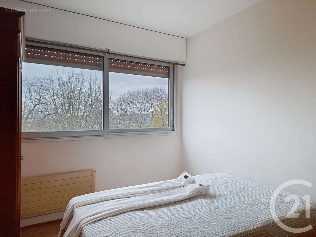 Appartement à VAUX-LE-PENIL