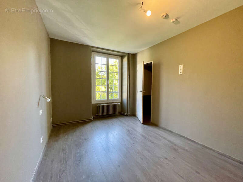 Maison à THIRON-GARDAIS