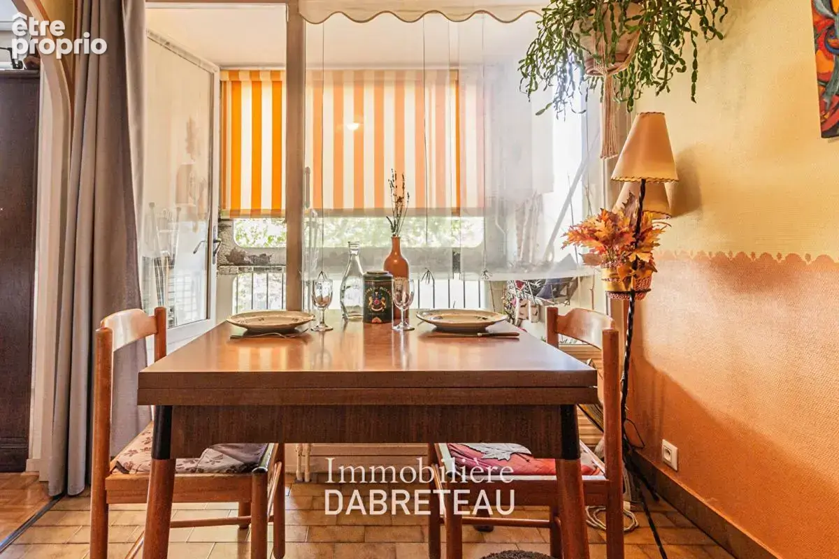 Appartement Decines Charpieu 4 pièce(s)  79m2 - photo 11
