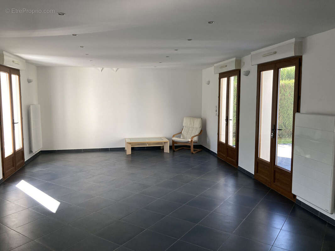 Maison à CONDE-SUR-VESGRE