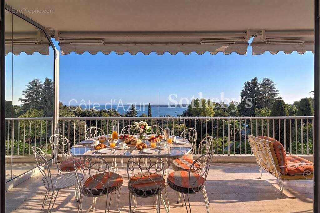Appartement à CANNES