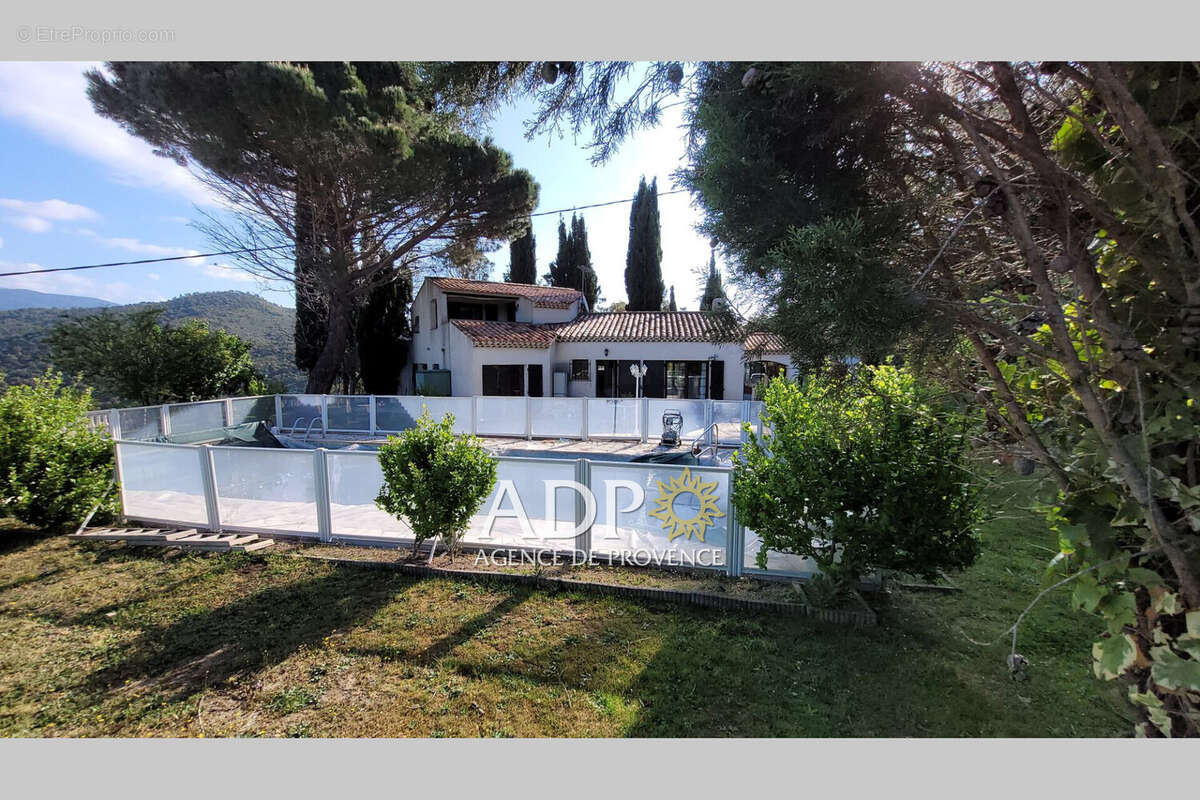 Maison à AURIBEAU-SUR-SIAGNE