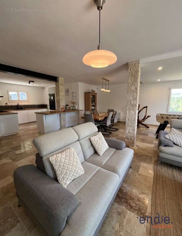 Maison à TRANS-EN-PROVENCE