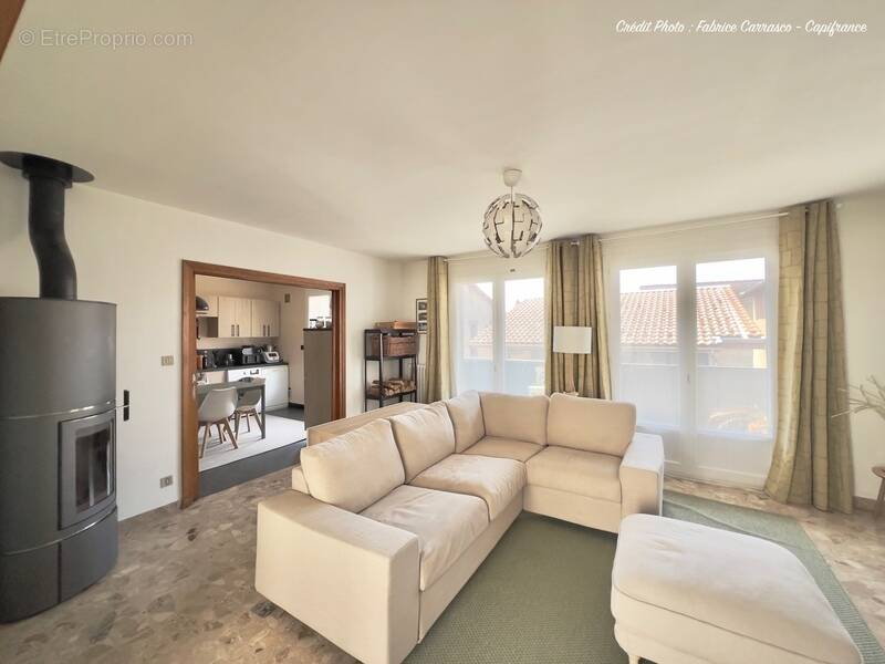 Maison à SAINT-BONNET-PRES-RIOM