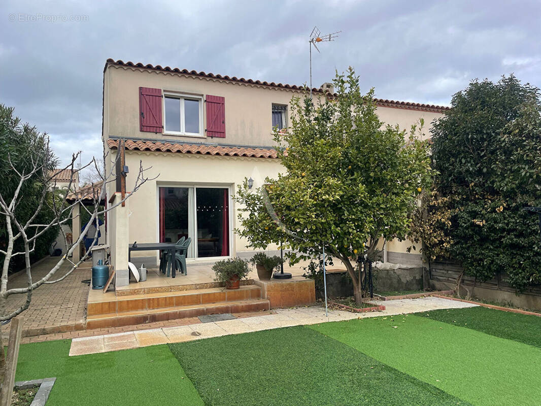 Maison à AIGUES-MORTES