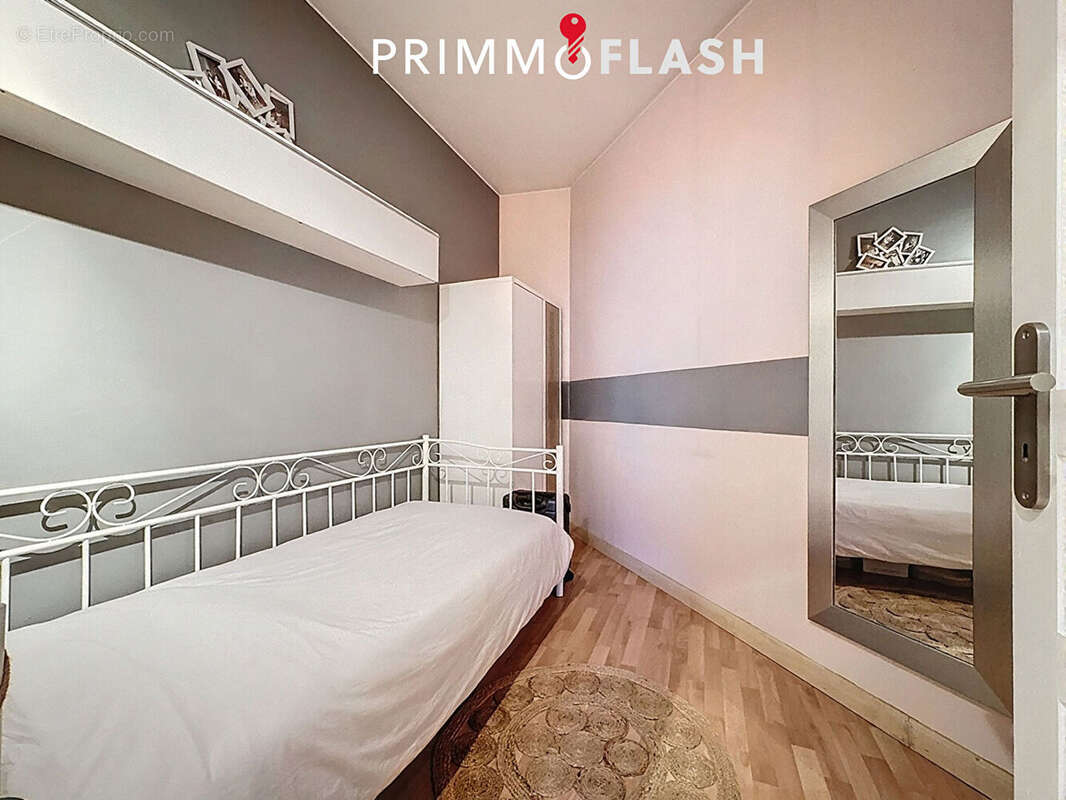 Appartement à AUBERVILLIERS