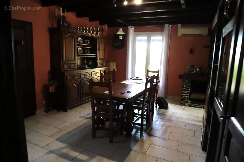 Maison à SAINT-JEAN-DU-FALGA