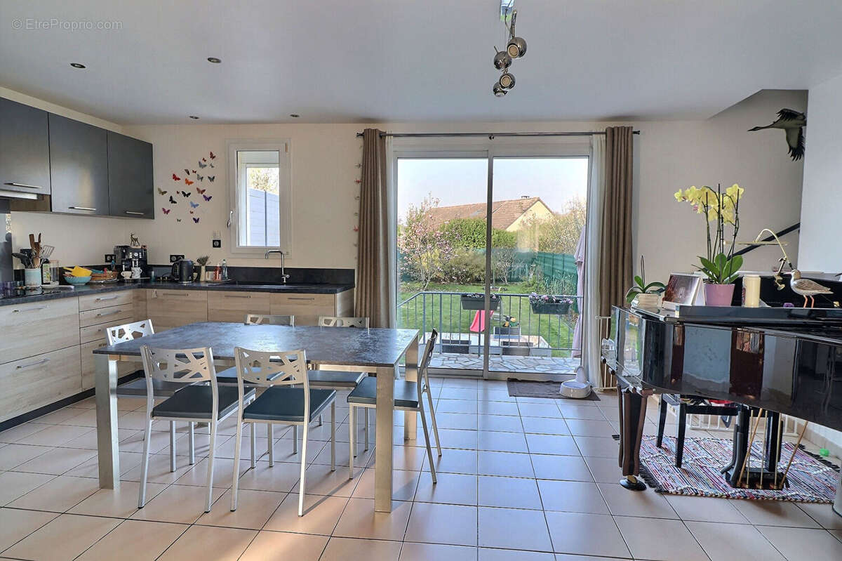 Maison à RAMBOUILLET