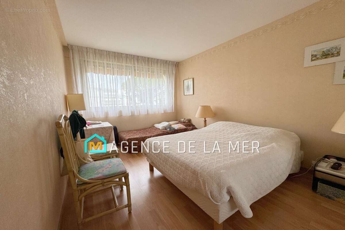 Appartement à MANDELIEU-LA-NAPOULE