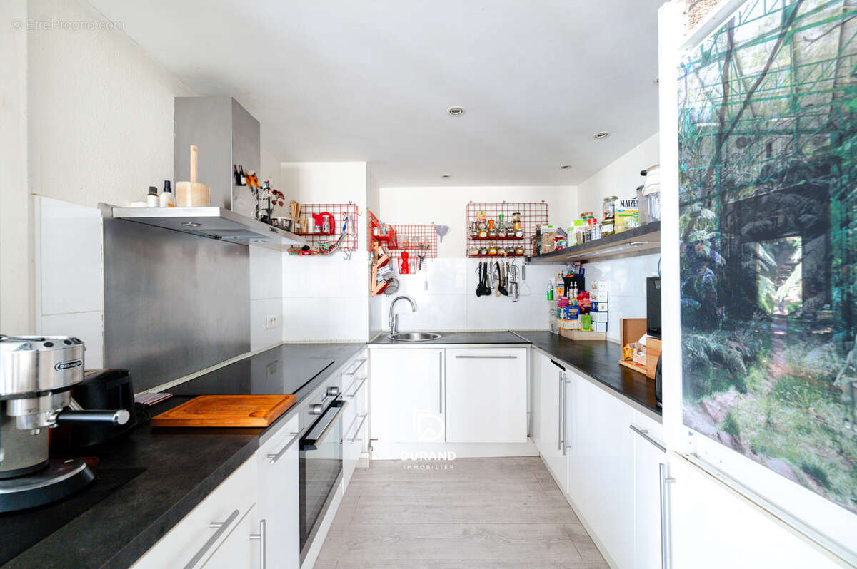 Appartement à MARSEILLE-2E