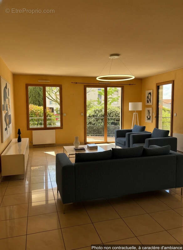 Appartement à LIMAS