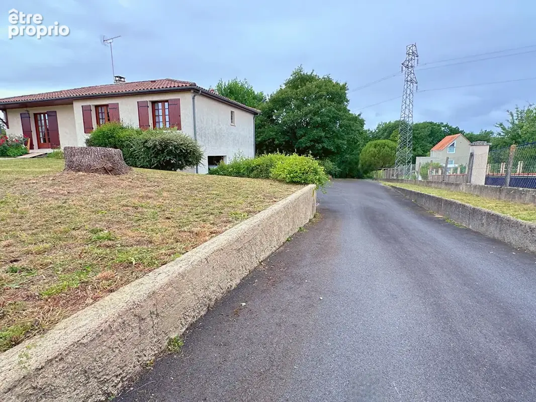 Saint-michel - maison familiale -terrain avec fort potentiel - photo 4