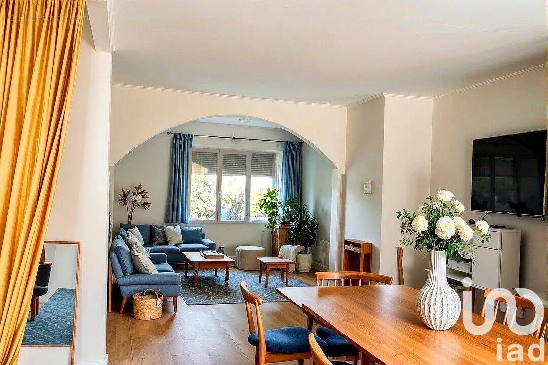 Photo 1 - Maison à VILLEBOUGIS