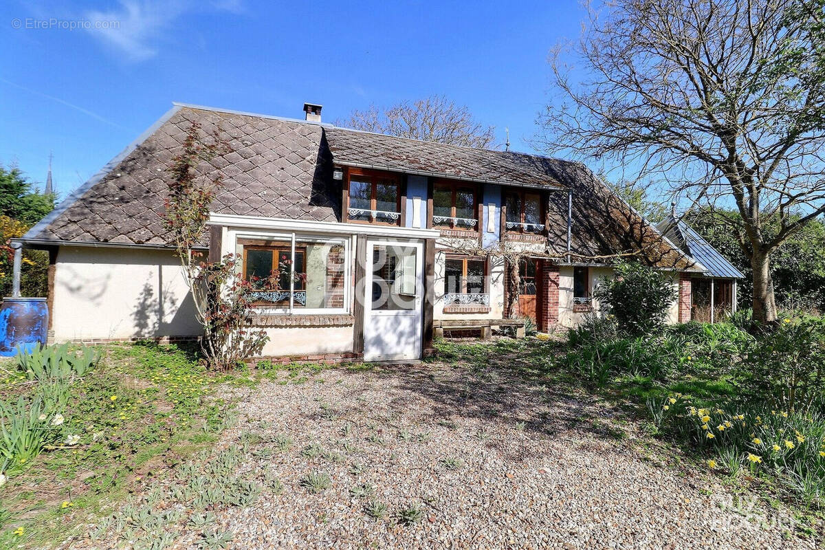 Maison à BERNAY