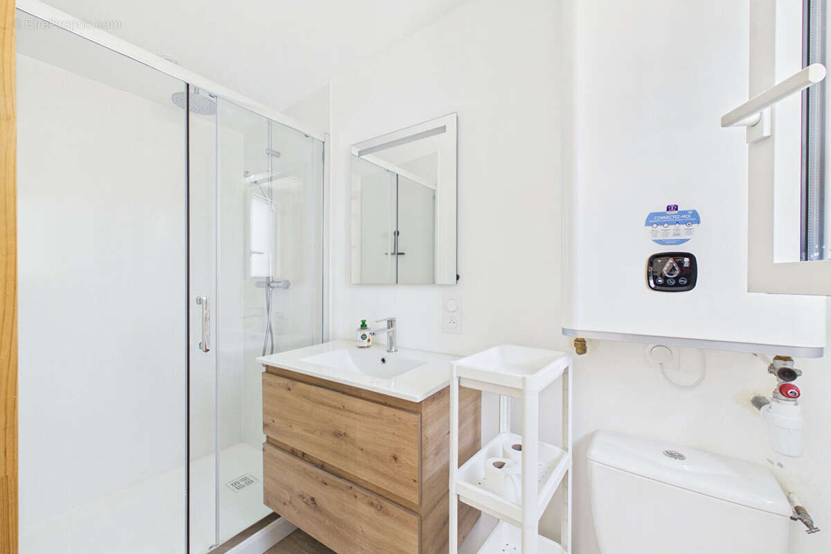 Maison de plain-pied de 2021 - 3ch et 1 bureau + studio - piscine - photo 15