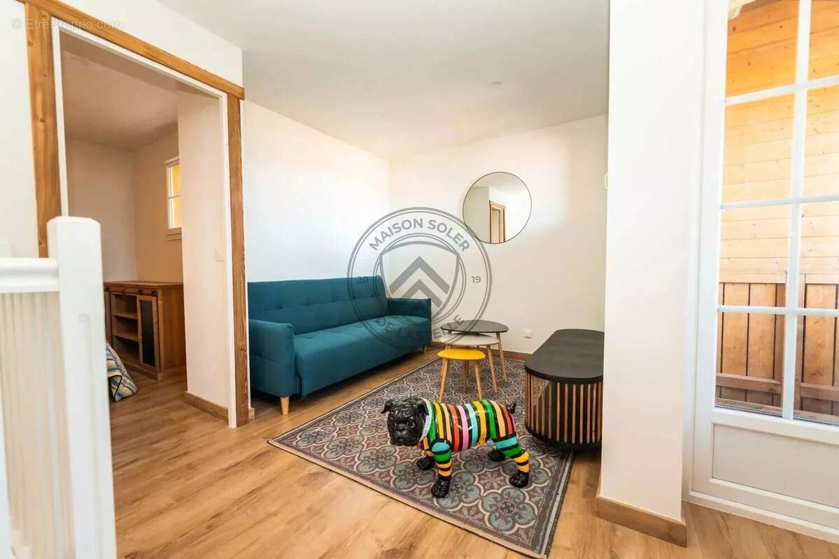 Maison à LES ANGLES