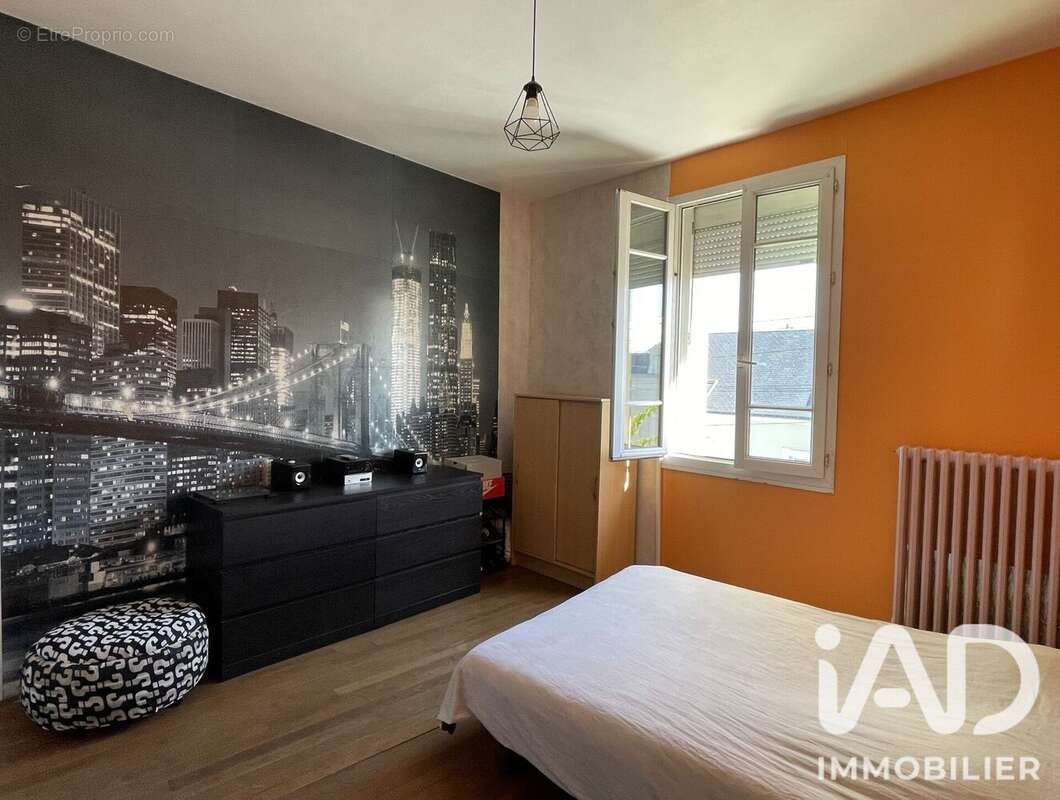 Maison 119 m² à Chateau-La-Valliere  - photo 9