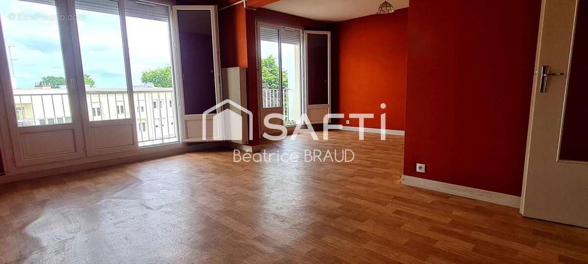 Photo 6 - Appartement à SAINT-JUNIEN