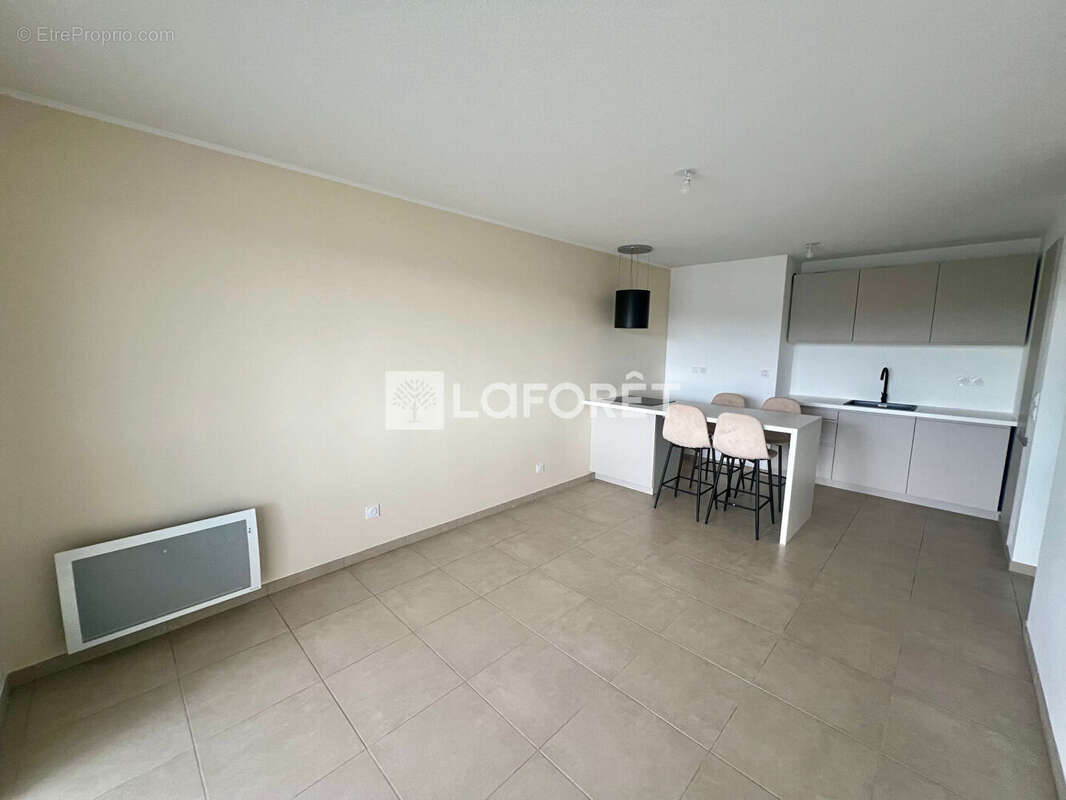 Appartement à LATTES