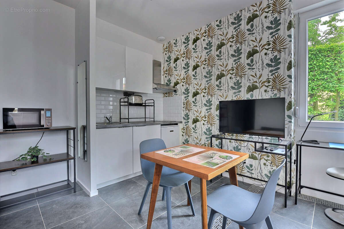 Local professionnel avec acquisition de l'immeuble de rapport  • 375 m2 • Rebberg de Riedisheim - photo 15