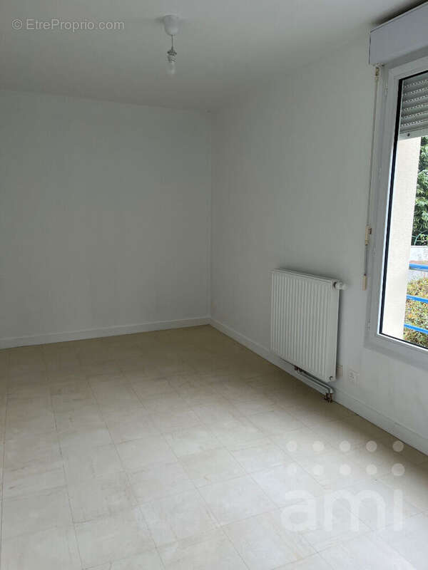 Appartement Poitiers 74 m2 avec terrasse, jardinet et parking - photo 6