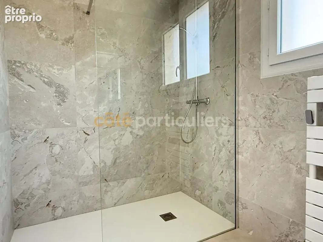 A VENDRE - LAVAL - Maison 3 chambres - photo 7
